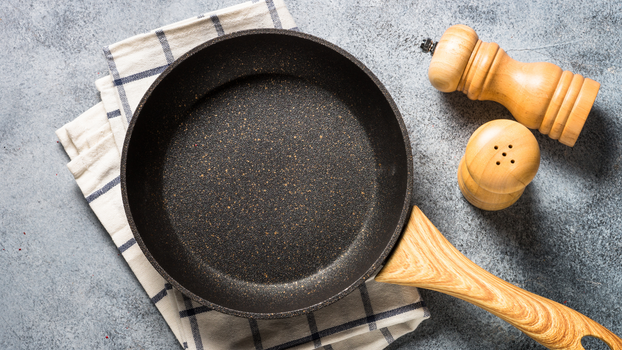 NON - TOXIC COOKWARE